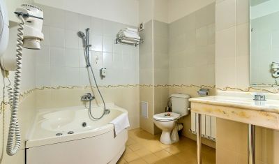 Imagine pentru Hotel Saturn 5* valabile pentru Litoral 2025
