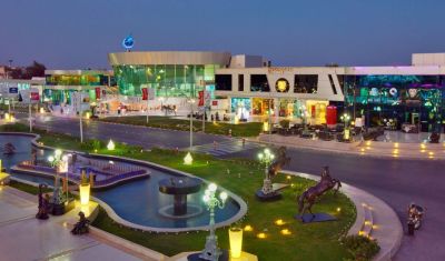 Imagine pentru Hotel Savoy Sharm El Sheikh Resort 5* valabile pentru Litoral 2025