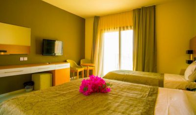 Imagine pentru Hotel Sempati 3* valabile pentru Litoral 2025