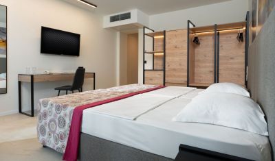Imagine pentru Hotel SH Splendido Mare 4* valabile pentru Litoral 2025
