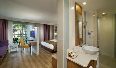 Imagine pentru Hotel Sherwood Exclusive Kemer 5* valabile pentru Litoral 2025
