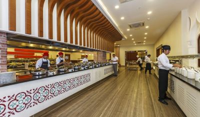 Imagine pentru Hotel Sherwood Exclusive Lara 5* valabile pentru Litoral 2025