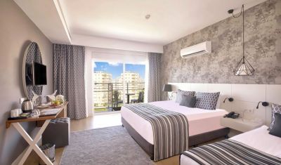 Imagine pentru Hotel Sherwood Suites Resort 5* valabile pentru Litoral 2025