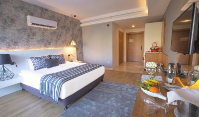 Imagine pentru Hotel Sherwood Suites Resort 5* valabile pentru Litoral 2025
