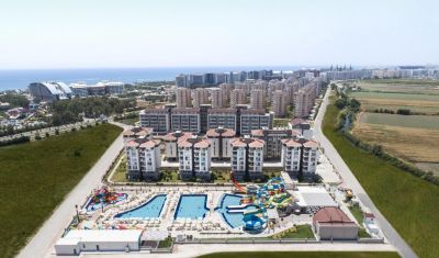 Imagine pentru Hotel Sherwood Suites Resort 5* valabile pentru Litoral 2025