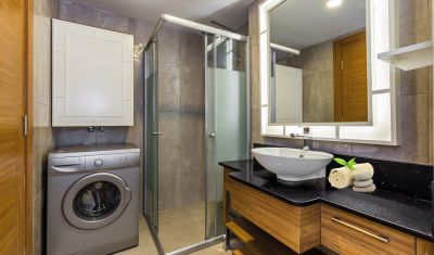 Imagine pentru Hotel Sherwood Suites Resort 5* valabile pentru Litoral 2025