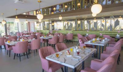 Imagine pentru Hotel Sherwood Suites Resort 5* valabile pentru Litoral 2025