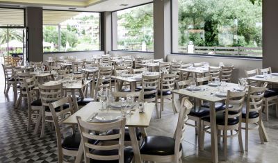 Imagine pentru Hotel Simeon 3* valabile pentru Litoral 2025