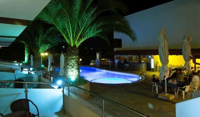 Imagine pentru Hotel Simeon 3* valabile pentru Litoral 2025