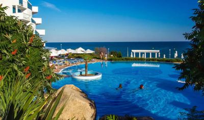 Imagine pentru Hotel Sineva Beach  4*  valabile pentru Litoral 2025