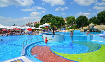 Imagine pentru Hotel Sineva Beach  4*  valabile pentru Litoral 2025