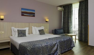 Imagine pentru Hotel Slavey 4*  valabile pentru Litoral 2025
