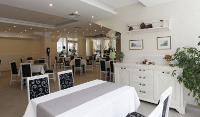 Imagine pentru Hotel Slavey 4*  valabile pentru Litoral 2025