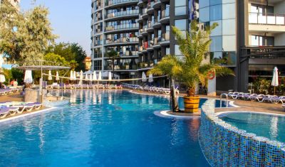 Imagine pentru Hotel Smartline Meridian 4* valabile pentru Litoral 2025
