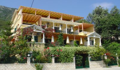 Imagine pentru Hotel Sofia 2* valabile pentru Litoral 2025