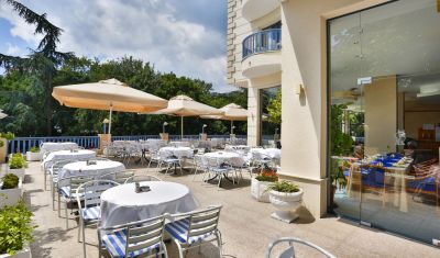 Imagine pentru Hotel Sofia 4*  valabile pentru Litoral 2025