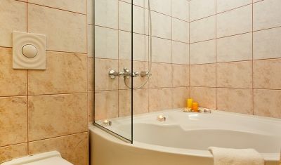 Imagine pentru Hotel St George 4*  valabile pentru Litoral 2025