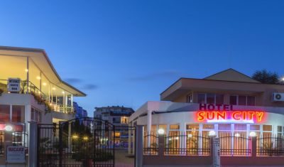 Imagine pentru Hotel Sun City 3* valabile pentru Litoral 2025