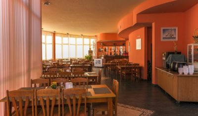 Imagine pentru Hotel Sun City 3* valabile pentru Litoral 2025