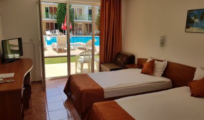 Imagine pentru Hotel Sun City 3* valabile pentru Litoral 2025