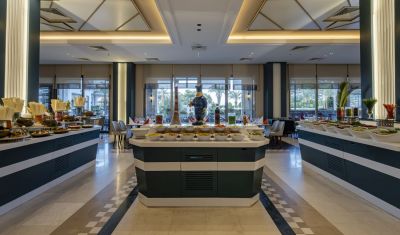Imagine pentru Hotel Sunland Resort 5* valabile pentru Litoral 2025