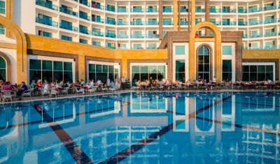Imagine pentru Hotel The Lumos Deluxe Resort 5*  valabile pentru Litoral 2025