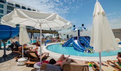 Imagine pentru Hotel The Lumos Deluxe Resort 5*  valabile pentru Litoral 2025