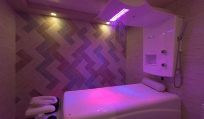 Imagine pentru Hotel Therma Palace 5* valabile pentru Litoral 2025