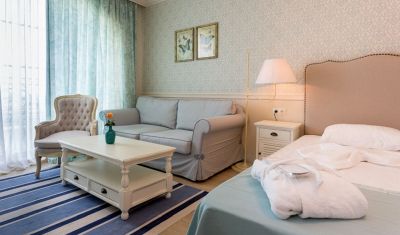 Imagine pentru Hotel Therma Palace 5* valabile pentru Litoral 2025