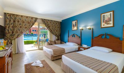 Imagine pentru Hotel Titanic Beach Resort 5* valabile pentru Litoral 2025