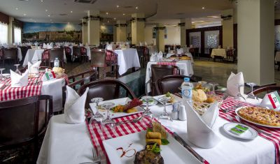 Imagine pentru Hotel Titanic Beach Resort 5* valabile pentru Litoral 2025