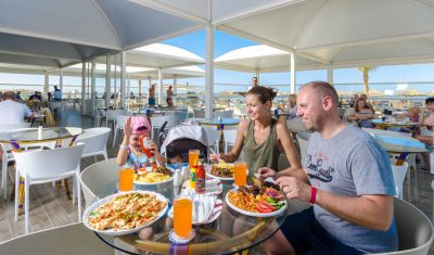 Imagine pentru Hotel Titanic Beach Resort 5* valabile pentru Litoral 2025