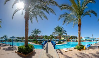 Imagine pentru Hotel Titanic Beach Resort 5* valabile pentru Litoral 2025