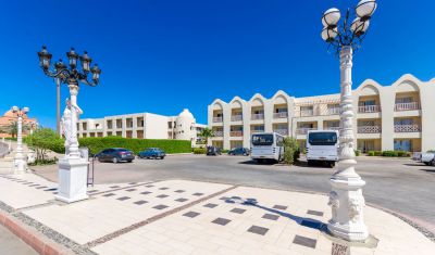 Imagine pentru Hotel Titanic Beach Resort 5* valabile pentru Litoral 2025