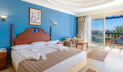 Imagine pentru Hotel Titanic Beach Resort 5* valabile pentru Litoral 2025