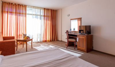 Imagine pentru Hotel Tiva Del Mar 4* valabile pentru Litoral 2025