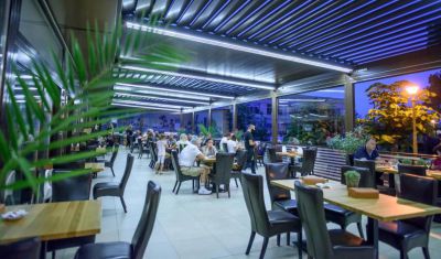 Imagine pentru Hotel Tomis Mamaia 3* valabile pentru Litoral 2025