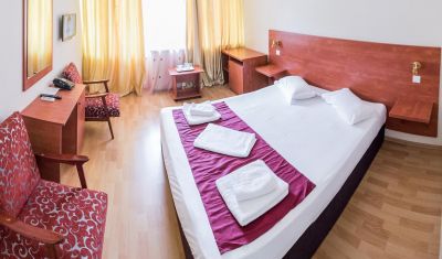 Imagine pentru Hotel Tomis Neptun 3* valabile pentru Litoral 2025