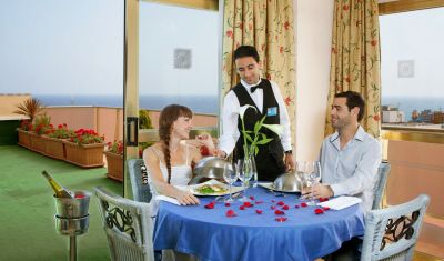 Imagine pentru Hotel Top Amaika 4* valabile pentru Litoral 2025