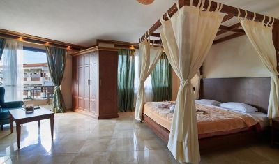 Imagine pentru Hotel Toroni Blue Sea 3* valabile pentru Litoral 2025
