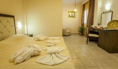 Imagine pentru Hotel Tresor Sousouras 4* valabile pentru Litoral 2025