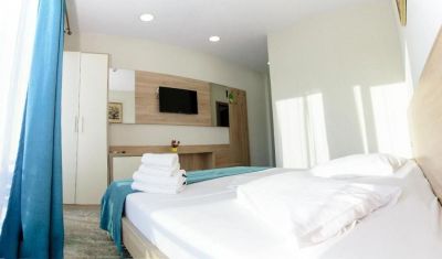 Imagine pentru Hotel Union 3* valabile pentru Litoral 2025