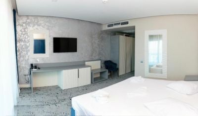 Imagine pentru Hotel Union 3* valabile pentru Litoral 2025