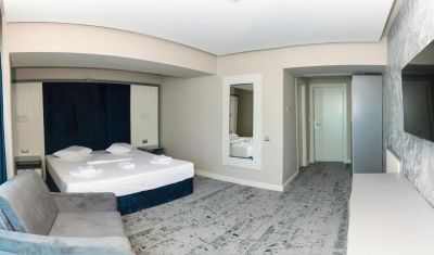 Imagine pentru Hotel Union 3* valabile pentru Litoral 2025