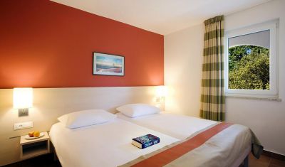 Imagine pentru Hotel Valamar Club Tamaris 4*  valabile pentru Litoral 2025