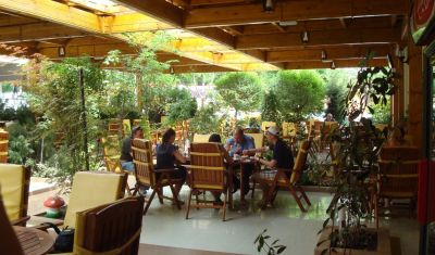 Imagine pentru Hotel Vera 3*  valabile pentru Litoral 2025