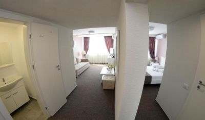 Imagine pentru Hotel Victoria 3*  valabile pentru Litoral 2025