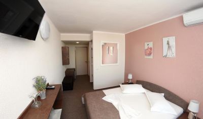 Imagine pentru Hotel Victoria 3*  valabile pentru Litoral 2025