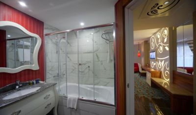 Imagine pentru Hotel Vikingen Infinity Resort & Spa 5*  valabile pentru Litoral 2025