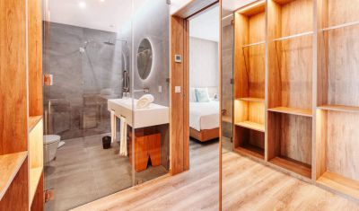 Imagine pentru Hotel Vila Baleira Funchal 4* valabile pentru Litoral 2025